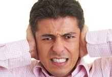 راه های موثر برای رهایی از گرفتگی گوش (2 نکته مهم)