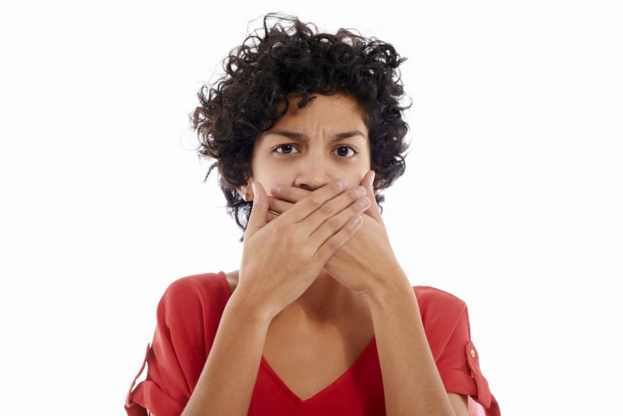 علت تورم سقف دهان چیست؟ (2 نکته مهم)