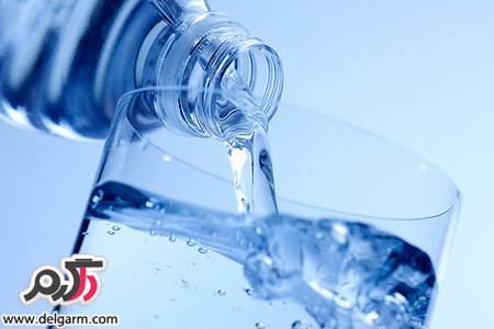 علت و نشانه های کم آب شدن بدن (2 نکته مهم)