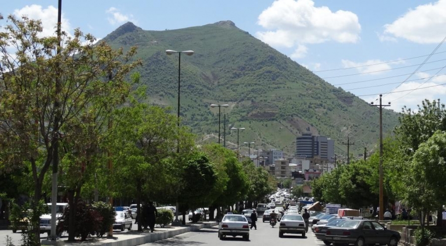 لیست اسم و آدرس بهترین رستوران های بانه
