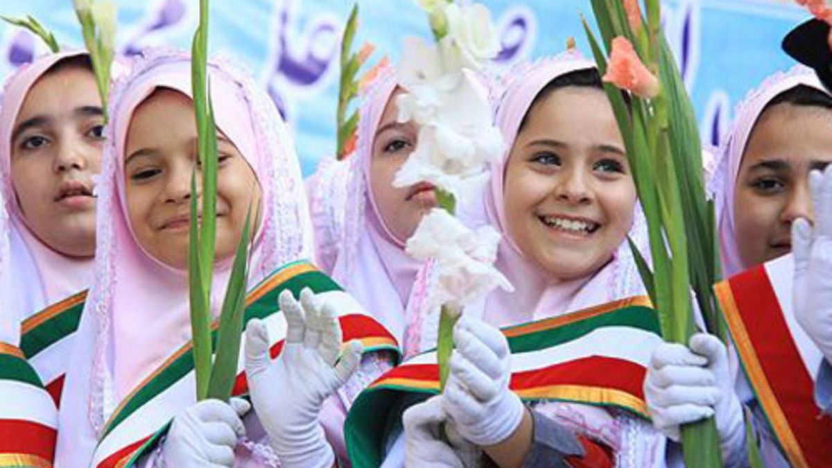 مدارس غیرانتفاعی ابتدایی دخترانه منطقه ۱۵ تهران + آدرس و تلفن مدارس غیرانتفاعی ابتدایی دخترانه منطقه ۱۵ تهران + آدرس و تلفن