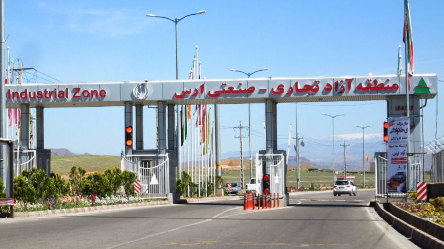 معرفی مرکز خرید ستارخان جلفا همراه با آدرس و تلفن (+ تصاویر) معرفی مرکز خرید ستارخان جلفا همراه با آدرس و تلفن (+ تصاویر)