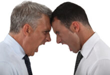 نشانه های بیماری ضعف اعصاب چیست و چگونه قابل تشخیص است ؟ (2 نکته مهم)