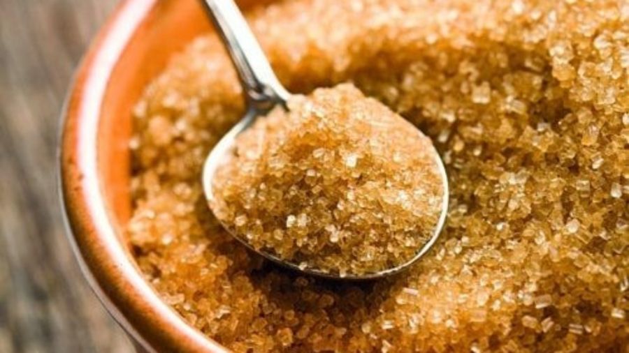 شکر تصفیه شده (شکر زرد) چیست؟ (2 نکته مهم)
