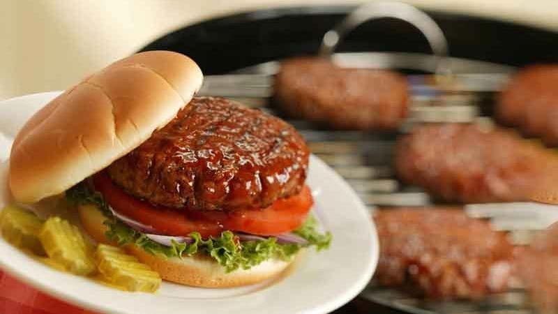 بالاخره فست فود بخوریم یا نخوریم؟