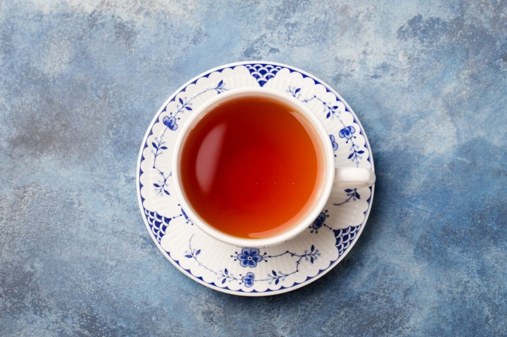 بررسی خواص چای سیستوس برای سلامت بدن ، پوست و مو (2 نکته مهم)