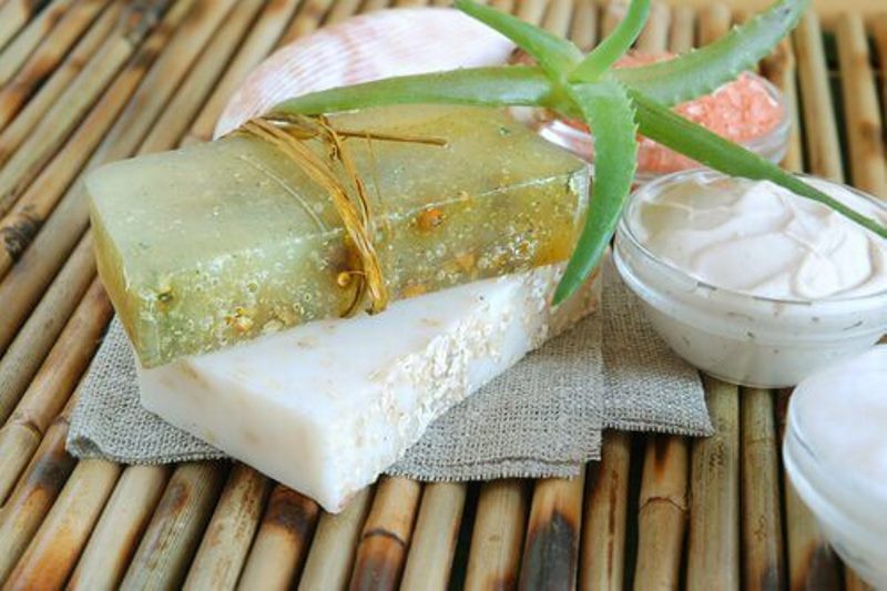 فواید صابون آلوئه ورا برای پوست صورت ( طرز ساخت این صابون ) (2 نکته مهم)