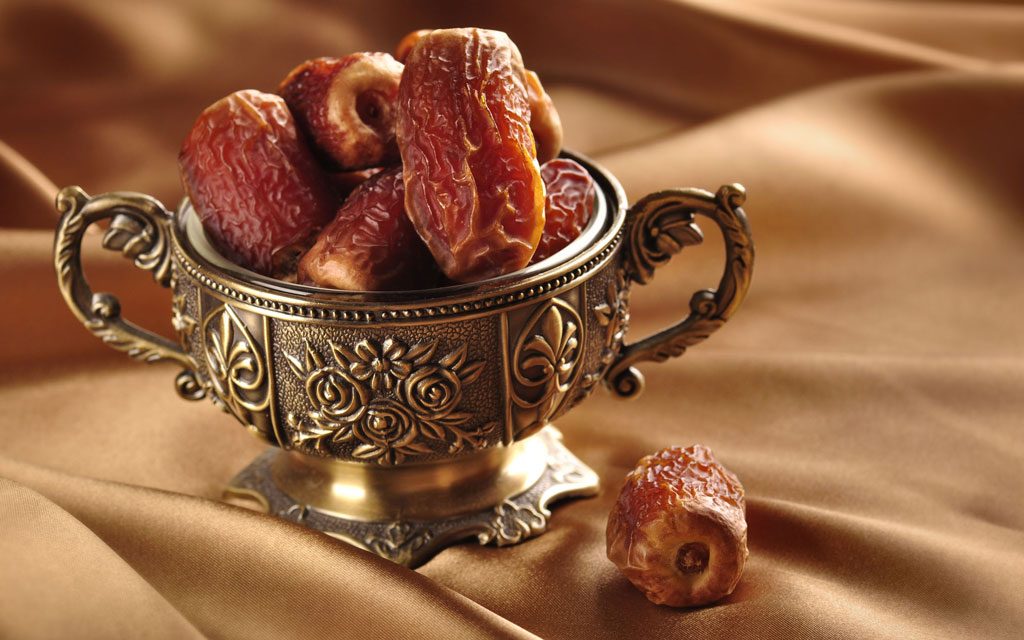خرما و دیابت : فواید و مضرات مصرف خرما برای افراد دیابتی (2 نکته مهم) خرما و دیابت : فواید و مضرات مصرف خرما برای افراد دیابتی (2 نکته مهم)
