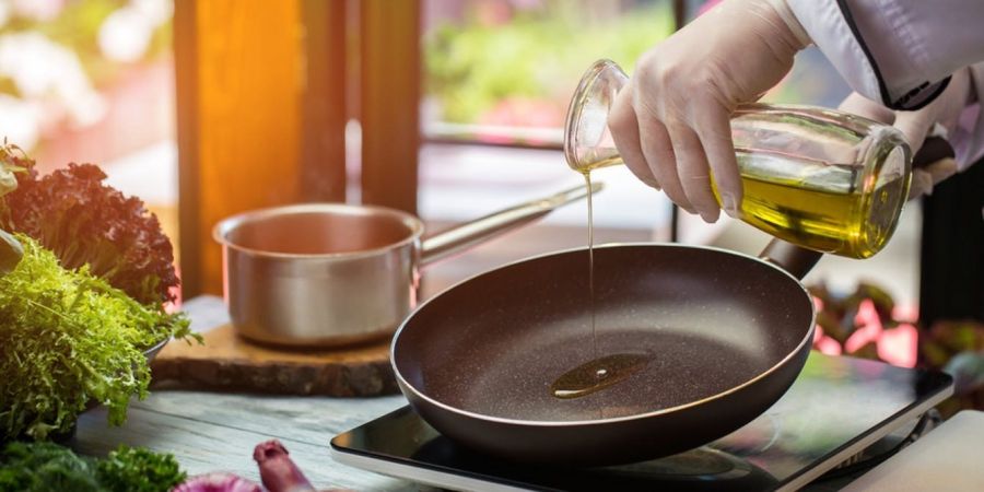 روغن پومیس چیست؟ آیا استفاده از پومیس برای سلامتی بدن مضر است؟ (2 نکته مهم)