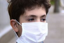 آیا استفاده از ماسک باعث پایین آمدن اکسیژن خون میشود ؟ (2 نکته مهم)