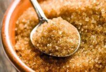 شکر تصفیه شده (شکر زرد) چیست؟ (2 نکته مهم)