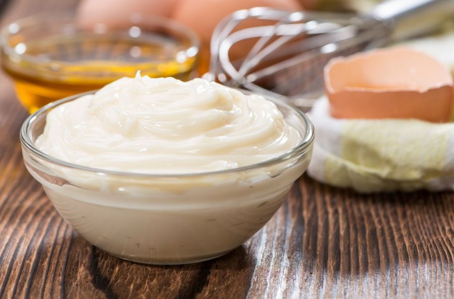علائم آلرژی به سس مایونز : چه چیزی باعث آلرژی به مایونز می شود ؟ (2 نکته مهم)