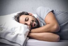علت و راههای درمان حرف زدن در خواب چیست ؟ (2 نکته مهم)