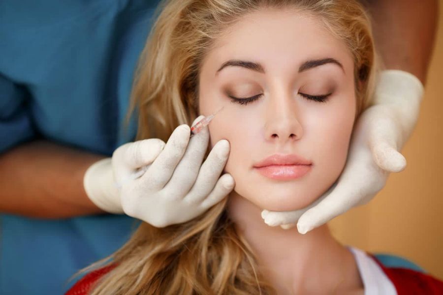 فرق بین تزریق چربی با تزریق ژل زیر چشم چیست؟ (2 نکته مهم)
