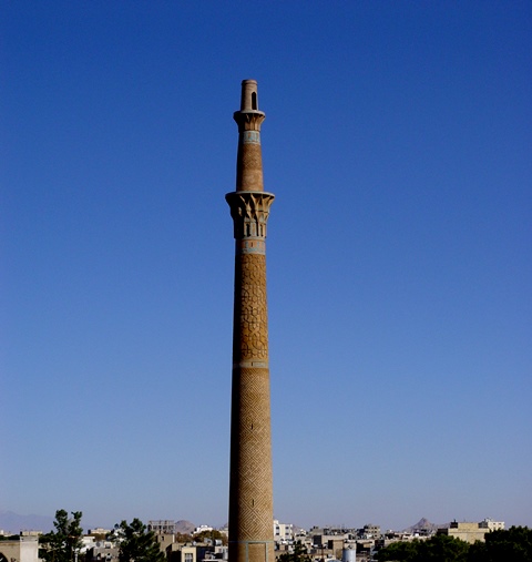 مشخصات معماری مناره ساربان