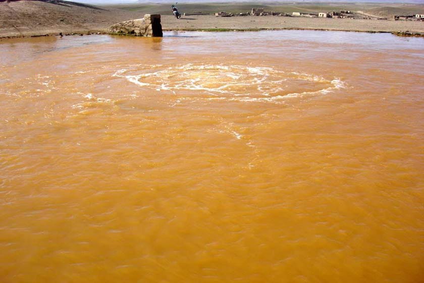 خواص درمانی و پزشکی چشمه باباگرگر