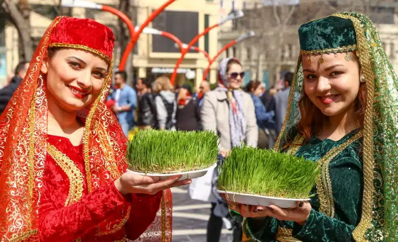 جشن نوروز (+ تصاویر) جشن نوروز (+ تصاویر)