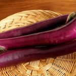 دستور تهیه بادمجان شور شکم پر (مرحله به مرحله)