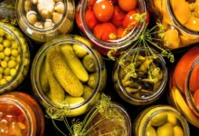 لیست فروشگاه های عرقیات و ترشیجات در کرمان + آدرس و تلفن
