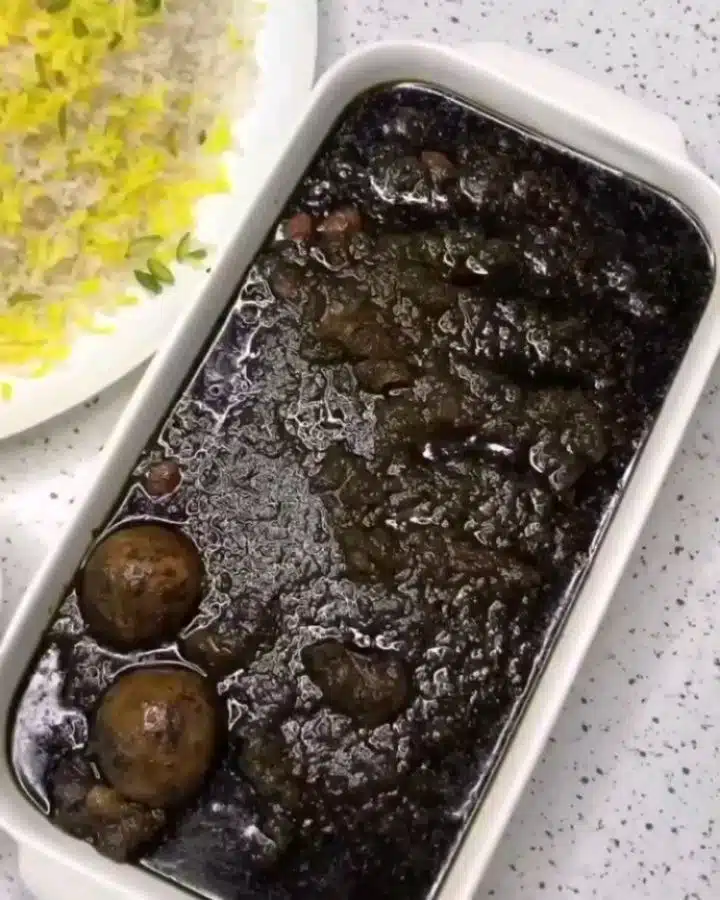 طرز تهیه قورمه سبزی دونفره (مرحله به مرحله)