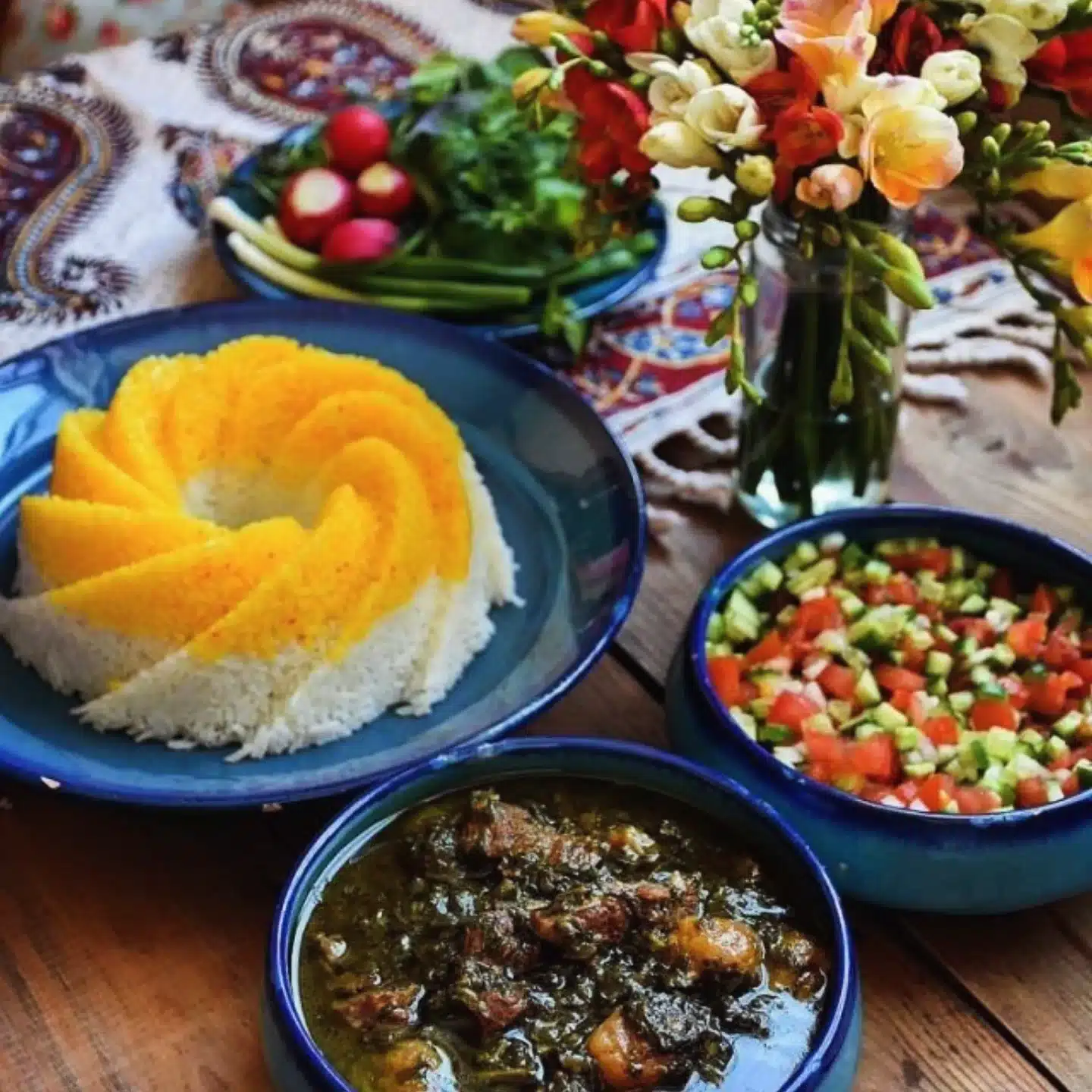 طرز تهیه قورمه سبزی با سبزی خشک (مرحله به مرحله)