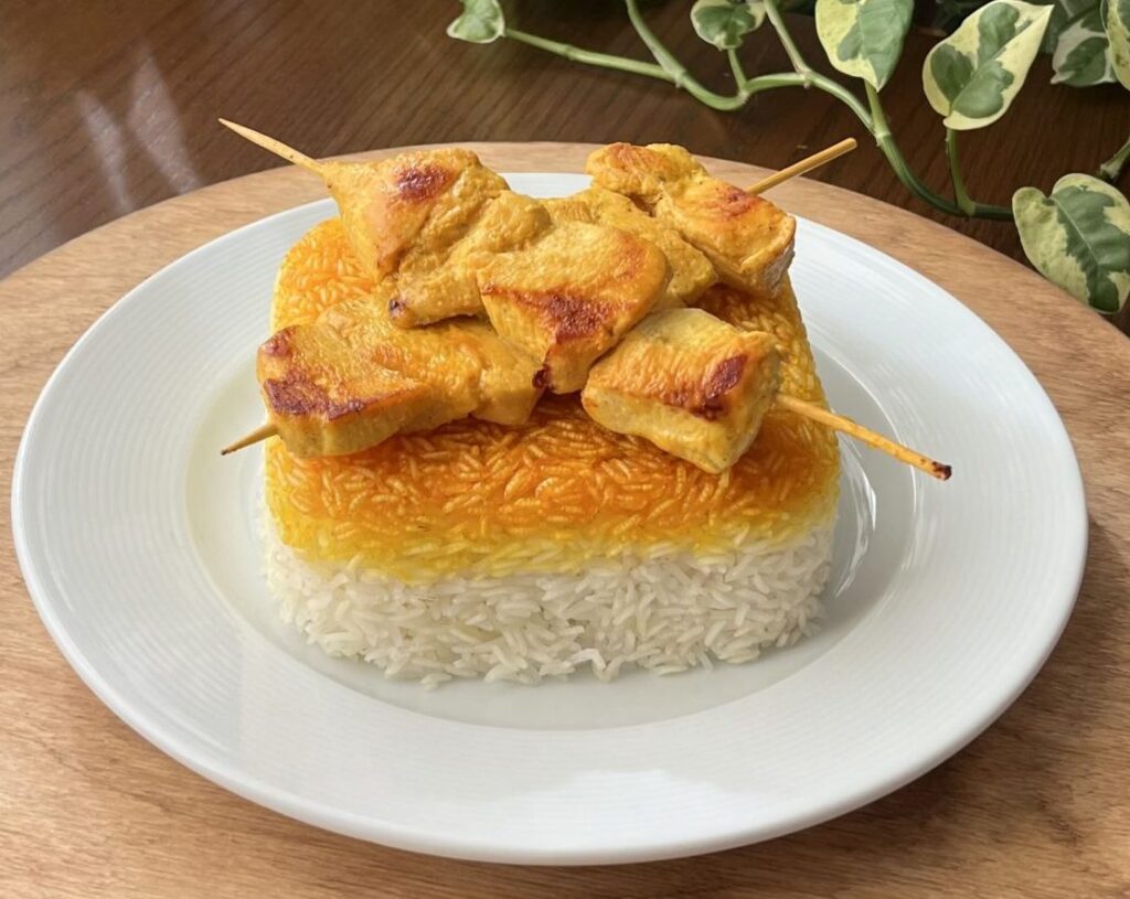 طرز تهیه جوجه سیر و کره خوشمزه و ساده (فیلم آموزشی)
