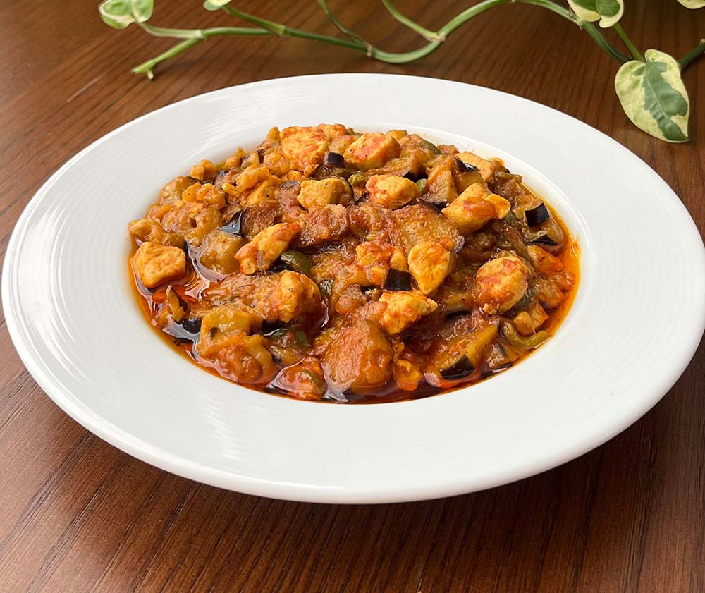 طرز تهیه خوراک بادمجون خوشمزه و سریع (فیلم آموزشی)