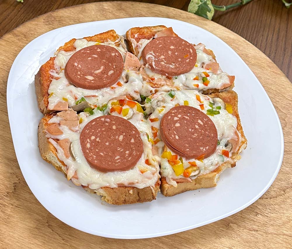 طرز تهیه پیتزا تابه‌ای خوشمزه و سریع (فیلم آموزشی)