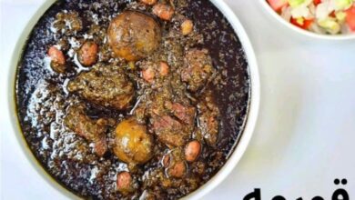 طرز تهیه قورمه سبزی قزوین (مرحله به مرحله)
