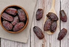 خواص هسته خرما برای مو: آیا این گنجینه طبیعی به سلامت موهای شما کمک می‌کند؟