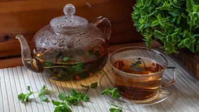 خواص دمنوش پونه برای زنان؛ بررسی علمی فواید، عوارض و نکات مصرف
