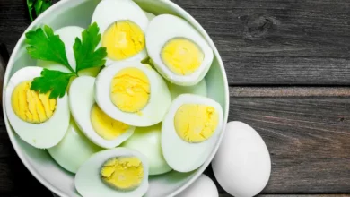 خواص تخم‌مرغ آب‌پز برای سلامت معده و دستگاه گوارش: بررسی علمی و جامع