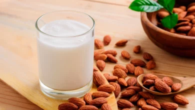 خواص شیر بادام برای چاقی صورت: افسانه یا واقعیت؟ بررسی جامع فواید و نکات مصرف