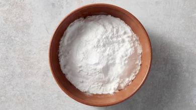 خواص و عوارض جوش شیرین برای پوست صورت: راهنمای کامل، علمی و بی‌طرفانه