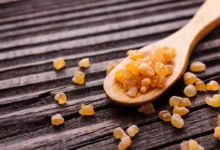خواص کندر برای مو: از تقویت ریشه تا کاهش شوره سر؛ افسانه یا واقعیت علمی؟