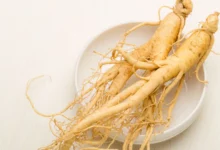 خواص جینسینگ برای کبد: بررسی جامع فواید، خطرات و نکات مصرف