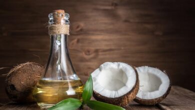 خواص روغن نارگیل برای چشم: بررسی جامع علمی و نکات مهم