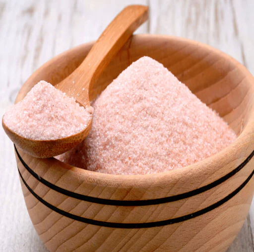 نمک صورتی و فشار خون: آنچه علم می‌گوید (آیا جایگزین سالم‌تری برای نمک معمولی است؟)