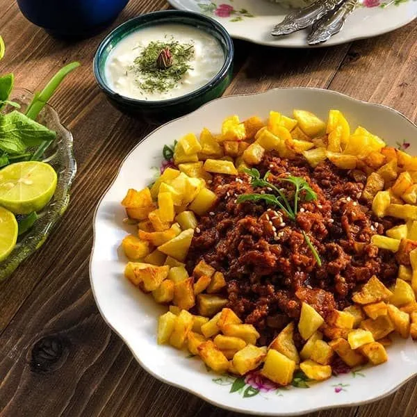 طرز تهیه واویشکا گیلانی (با گوشت چرخ کرده) طرز تهیه واویشکا گیلانی (با گوشت چرخ کرده)