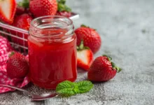 طرز تهیه مربای توت فرنگی خرد شده (خوشمزه و ساده به سبک بازاری)