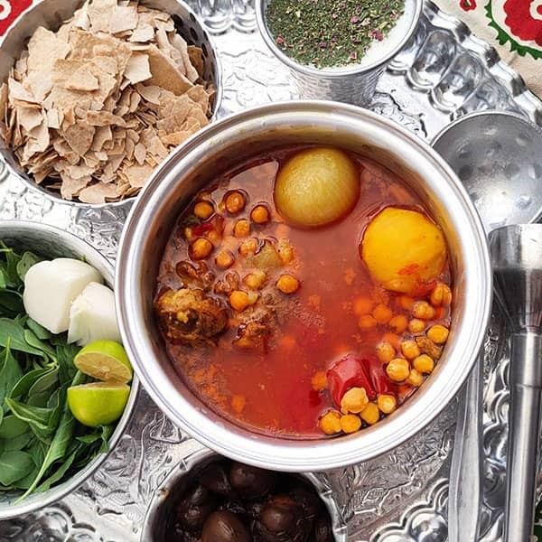 آبگوشت چند ساعته میپزه ؟ (2 نکته ساده)