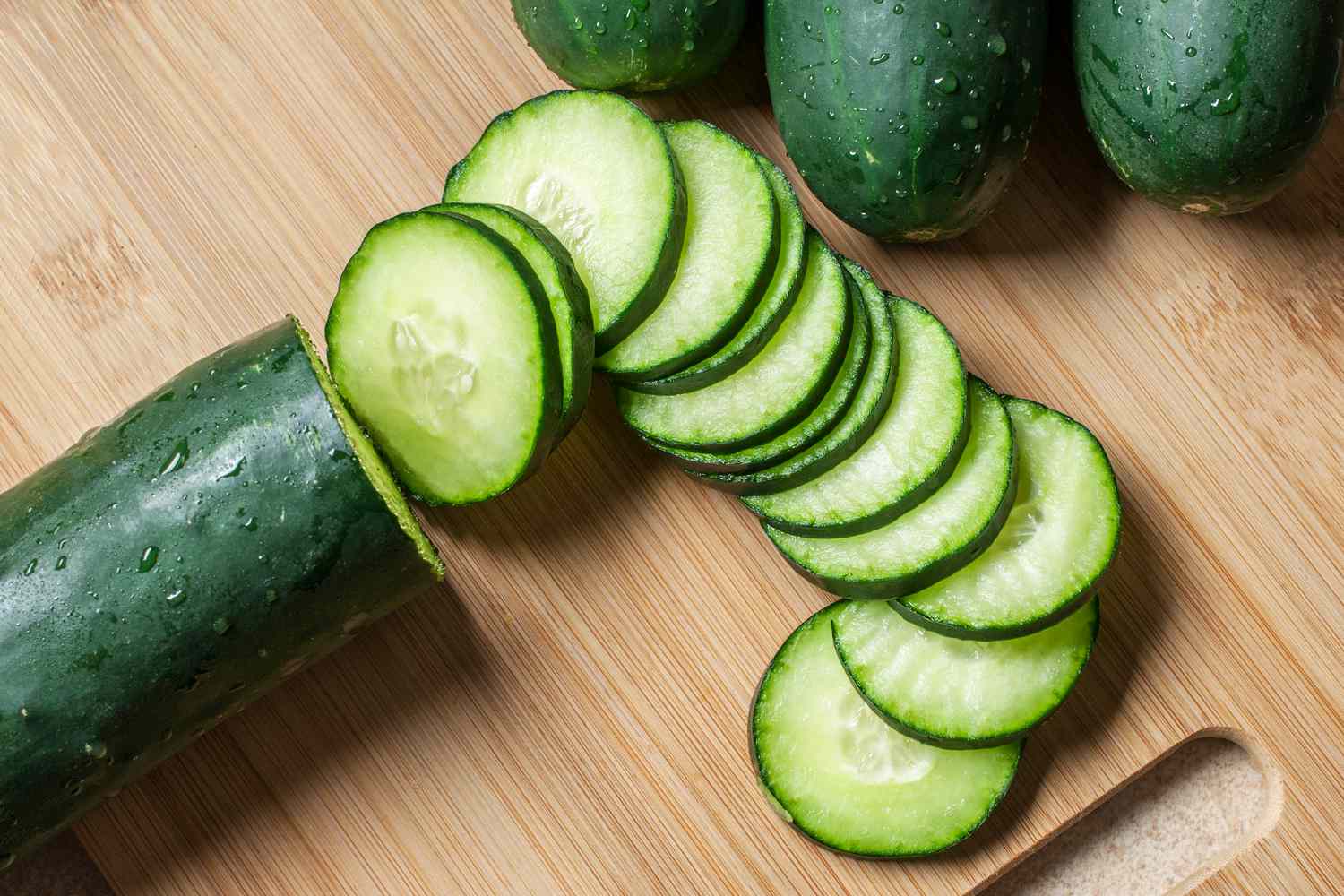 خواص خیار سبز برای لاغری (5 خاصیت شگفت انگیز)