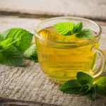 خواص چای نعناع برای معده (3 تاثیر شگفت انگیز)